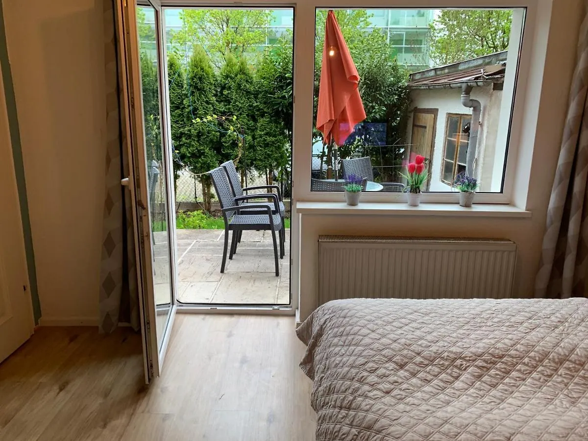 Book-A-Room Salzburg Apartment 5-6-7-8 النمسا