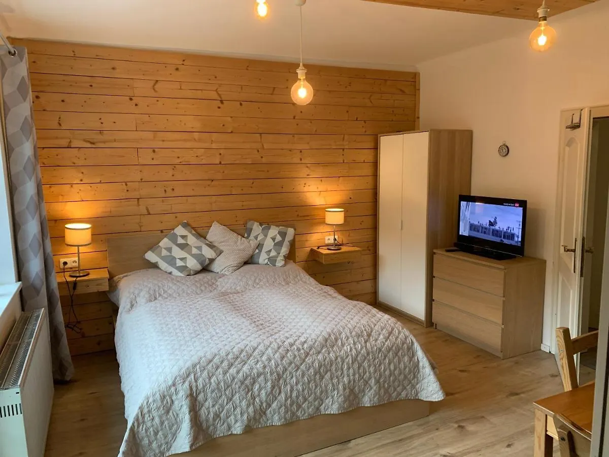 Book-A-Room Salzburg Apartment 5-6-7-8